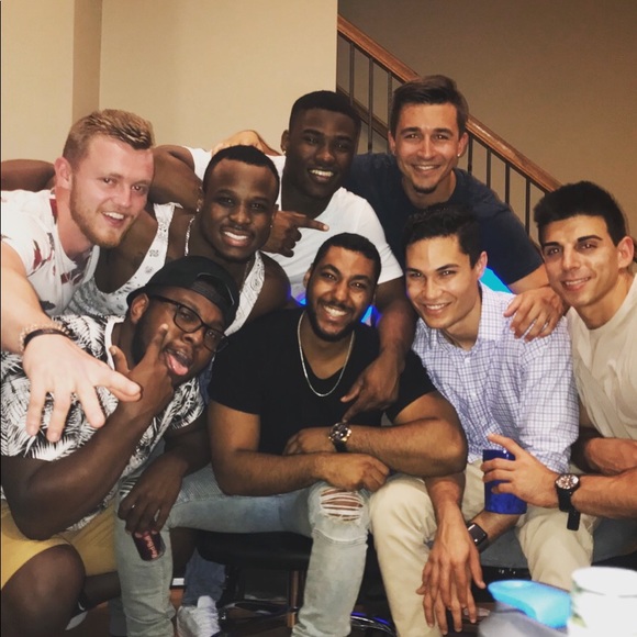 Meet your Posher, Tarek - Picture 1 of 1